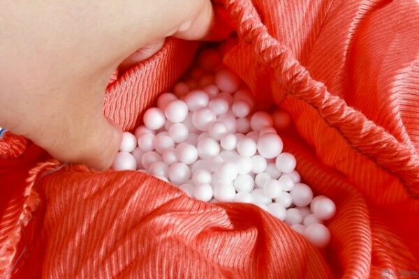 Hạt xốp ghế lười 1kg (loại 1, size 3-5li) Hạt xốp goiluoi.com